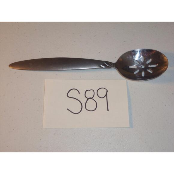 Pfaltzgraff Satin Laurel Pierced Solid Serving Spoon Stainless 18/0 -0316S89 - Picture 1 of 2